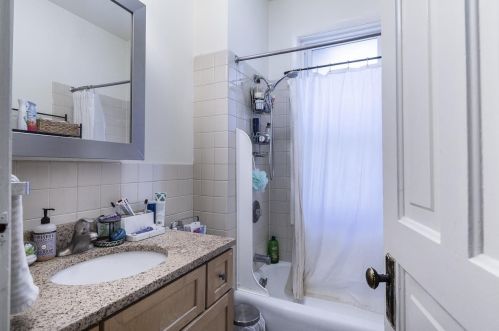 20 Gorham St, Madison WI 53703-2000 exterior