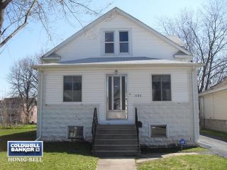 1106 Vine St, Joliet, IL 60435-4310
