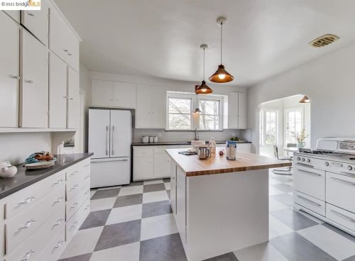 1310 Santa Fe, Berkeley CA 94702-1027 exterior