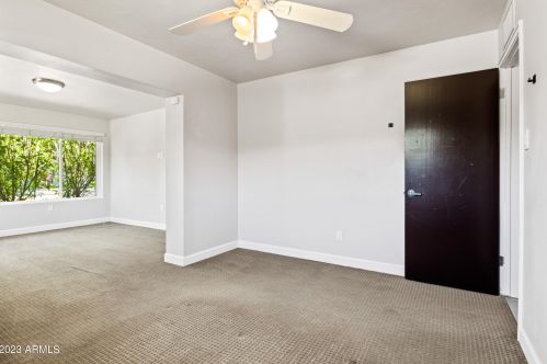 7035 15th St, Phoenix AZ  85020-5414 exterior