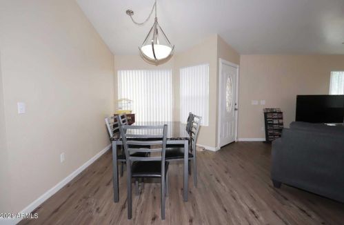 5628 42nd St, Phoenix AZ 85032-2267 exterior