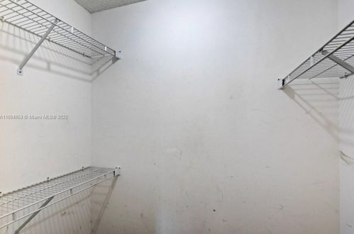 681 College Park Rd, Fort Pierce FL 34953-3330 exterior