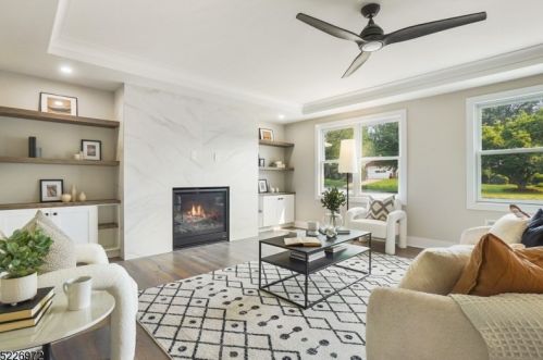 6 Warwick Cir, Springfield NJ  07081-2244 exterior