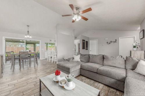 3891 Chicopee St, Fort Pierce FL  34953-5373 exterior