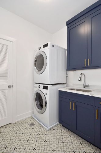 4841 Oakley Ave, Chicago IL 60659-5208 exterior