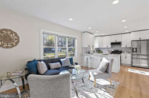 732 Adrian St, Washington DC  20019-4201 exterior