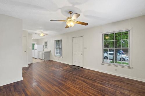 1511 Alguno Rd, Austin TX  78757-3303 exterior