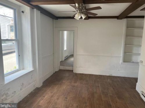 4333 Fleming St, Philadelphia PA  19128-4923 exterior