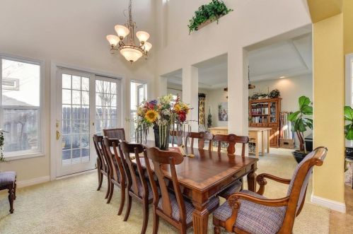 1009 Sandwick Way, Folsom CA 95630-6127 exterior