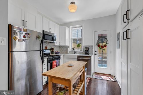 1638 Lawrence St, Philadelphia PA 19120-1859 exterior