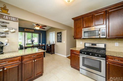 294 Austin Ave, Old Bridge NJ 08857-1205 exterior