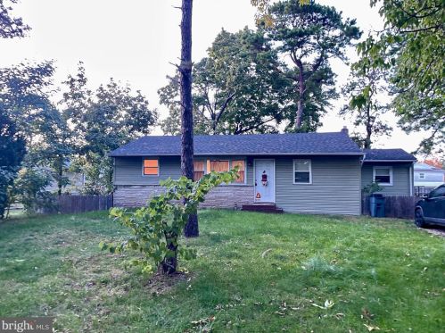 235 Cherokee Dr, Browns Mills, NJ 08015-6328