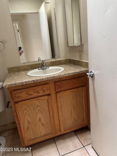 1765 Ransom Oaks Dr, Tucson AZ 85746-3173 exterior