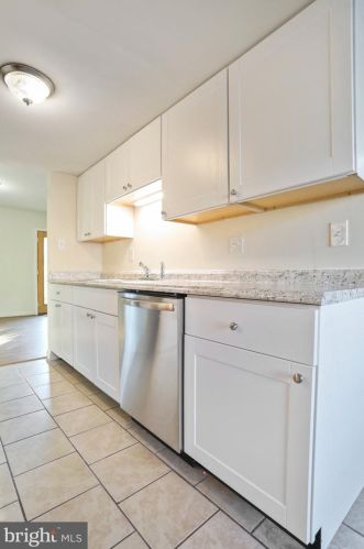 8354 Revelation Ave, Walkersville, MD 21793-7767