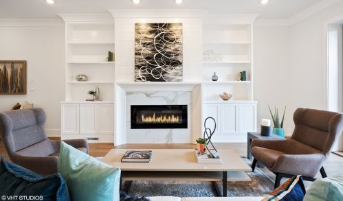 2759 Lawrence Ave, Chicago, IL 60625-3703