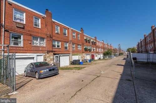 7131 Lynford St, Philadelphia PA 19149-1112 exterior