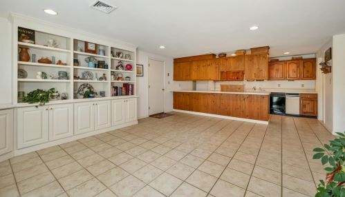 31 Sunset Ave, Concord NH 03301-2730 exterior