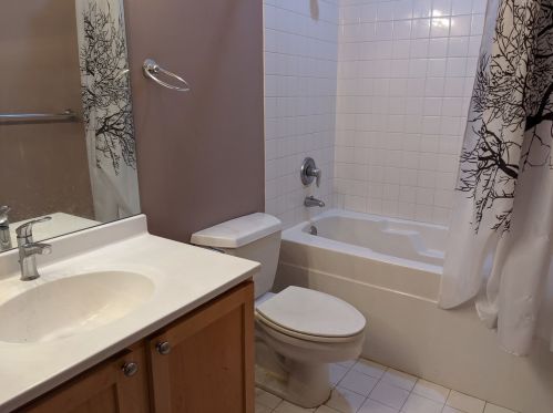 1400 Milwaukee Ave, Chicago IL  60622-5066 exterior