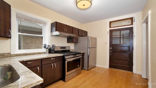 5442 Ludlam Ave, Chicago IL 60630-1413 exterior