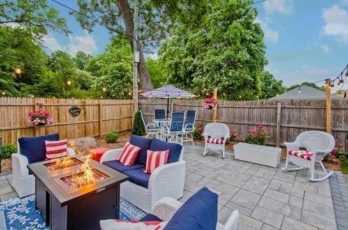 856 Sumner Ave, Springfield MA  01108-2238 exterior