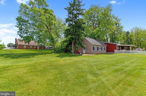 35 Pennsylvania Ave, Littlestown PA exterior