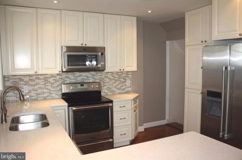 4223 36th St, Arlington VA  22206-1807 exterior