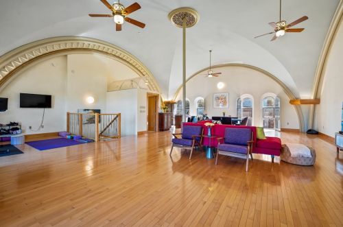 1 Pius St, Pittsburgh, PA 15203-1655