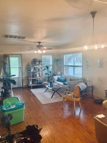 1707 21st St, Austin TX  78722-2510 exterior