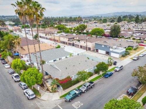 3061 Garnet Ln, Fullerton, CA 92831-2464