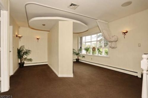 234 Mclean Blvd, Paterson NJ 07504-1235 exterior