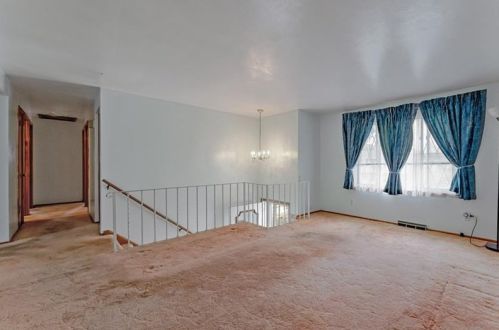 407 Mower Dr, Pittsburgh PA 15239-1750 exterior