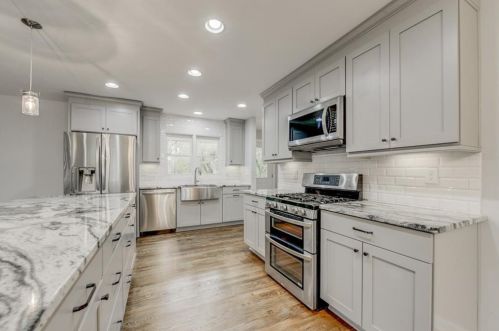 2470 Landeau Cir, Tucker GA  30084-3230 exterior