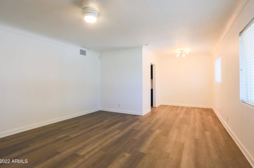 3137 20th Pl, Phoenix AZ  85016-7201 exterior