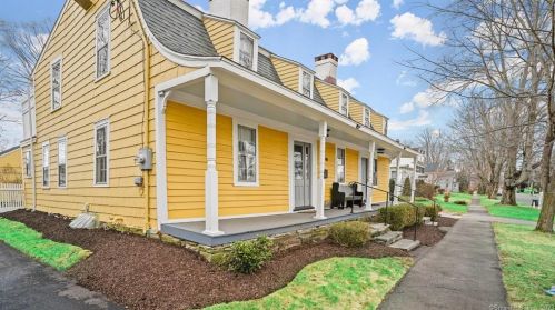 111 North St, Milford, CT 06460-3443