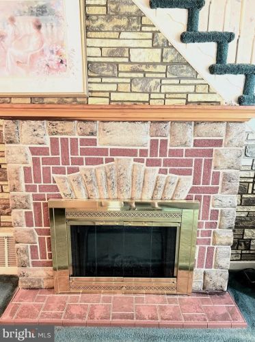 202 Stratford Rd, Manor PA 19036-1641 exterior