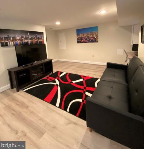 404 47th St, Washington DC  20019-4643 exterior