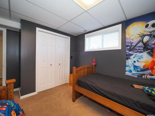 2820 7180, Taylorsville UT 84084-2921 exterior