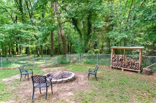 639 Cofield Dr, Atlanta GA 30354-1001 exterior