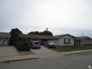 2220 Isabella St, Oxnard CA  93036-2622 exterior