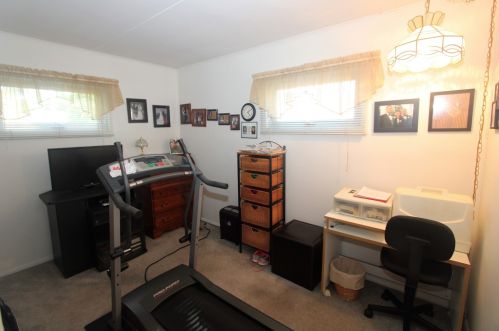 902 Westshire Dr, Joliet IL 60435-3847 exterior