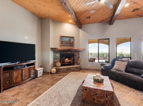 39618 12 St, Phoenix AZ 85086-8850 exterior