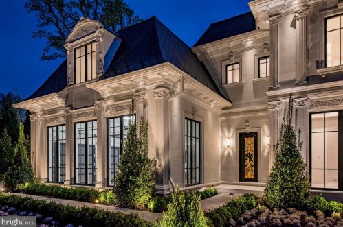 6431 Georgetown Pike, Mc Lean VA 22101-2212 exterior