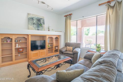 1309 Marlin Dr, Chandler AZ 85286-1463 exterior