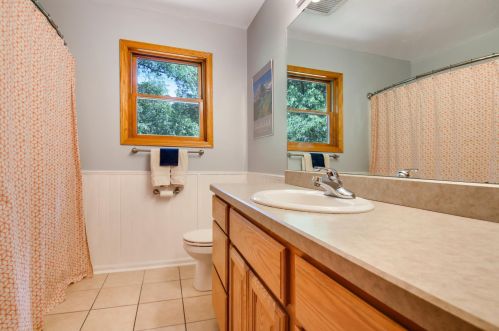 16 Baillon Ln, St Marys Point MN 55043-8714 exterior