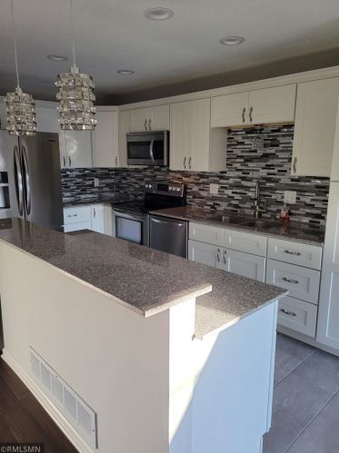 15711 Griffon Path, Saint Paul MN 55124-7027 exterior