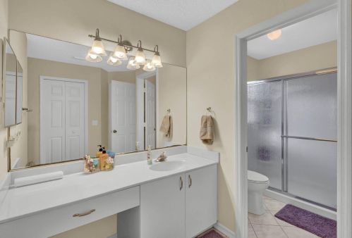 6000 Travelers Way, Fort Pierce FL  34982-4054 exterior