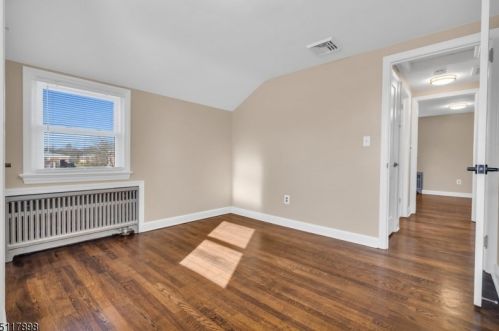 25 Morgan Ln, Bridgewater NJ 08807-3007 exterior