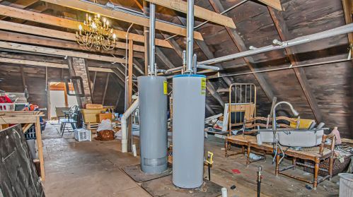 2400 Whipple St, Chicago IL 60655-2127 exterior