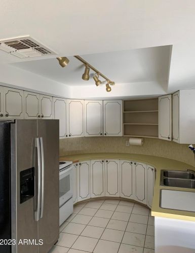 5678 12th St, Phoenix AZ  85014-2331 exterior