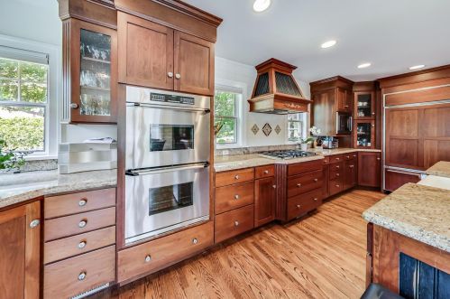 770 Greenview Rd, Itasca IL 60143-1835 exterior